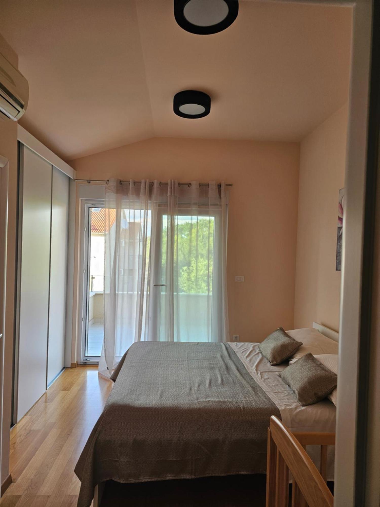 Tonka Apartman Biograd Na Moru